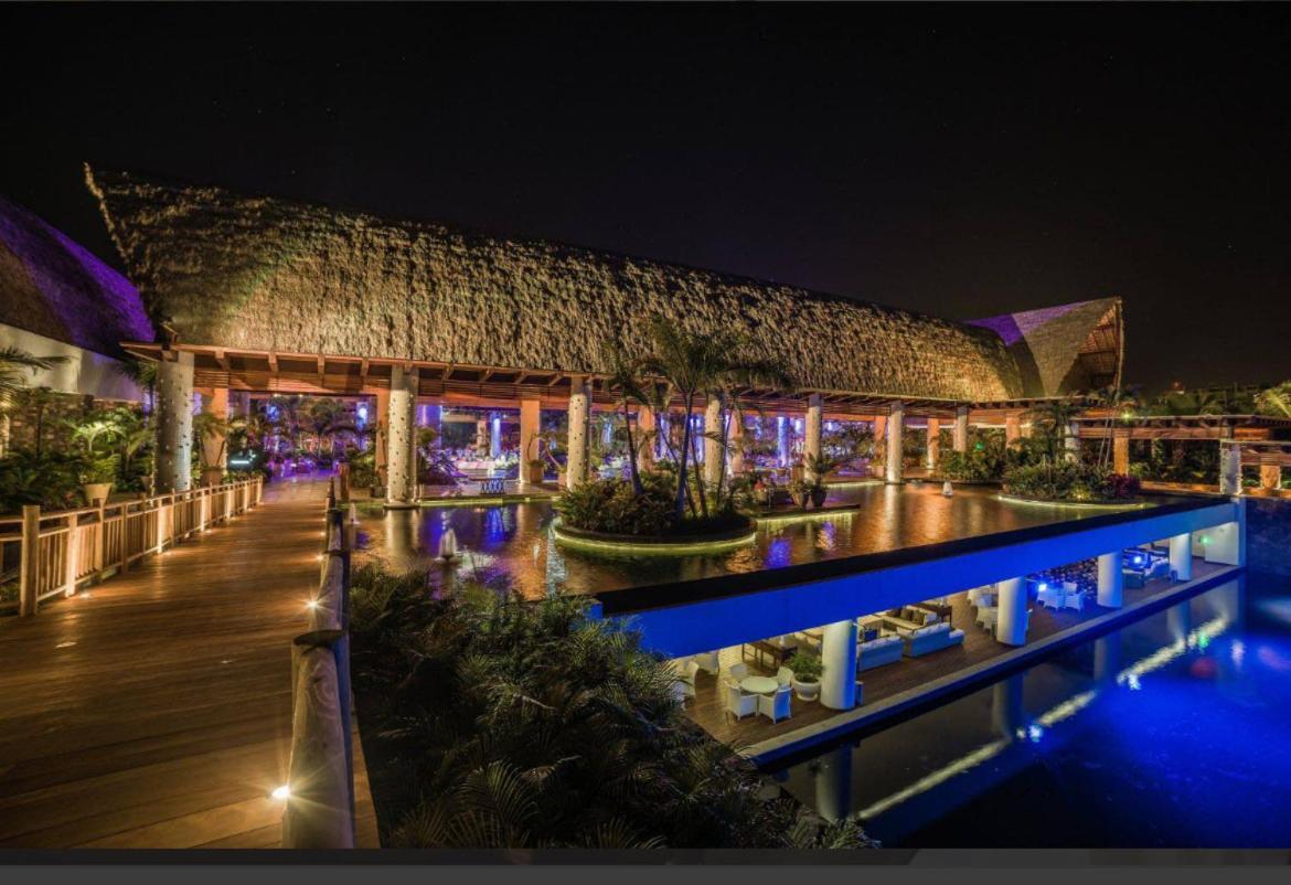 Grand Luxxe With Free Golf Hotel Nuevo Vallarta Buitenkant foto